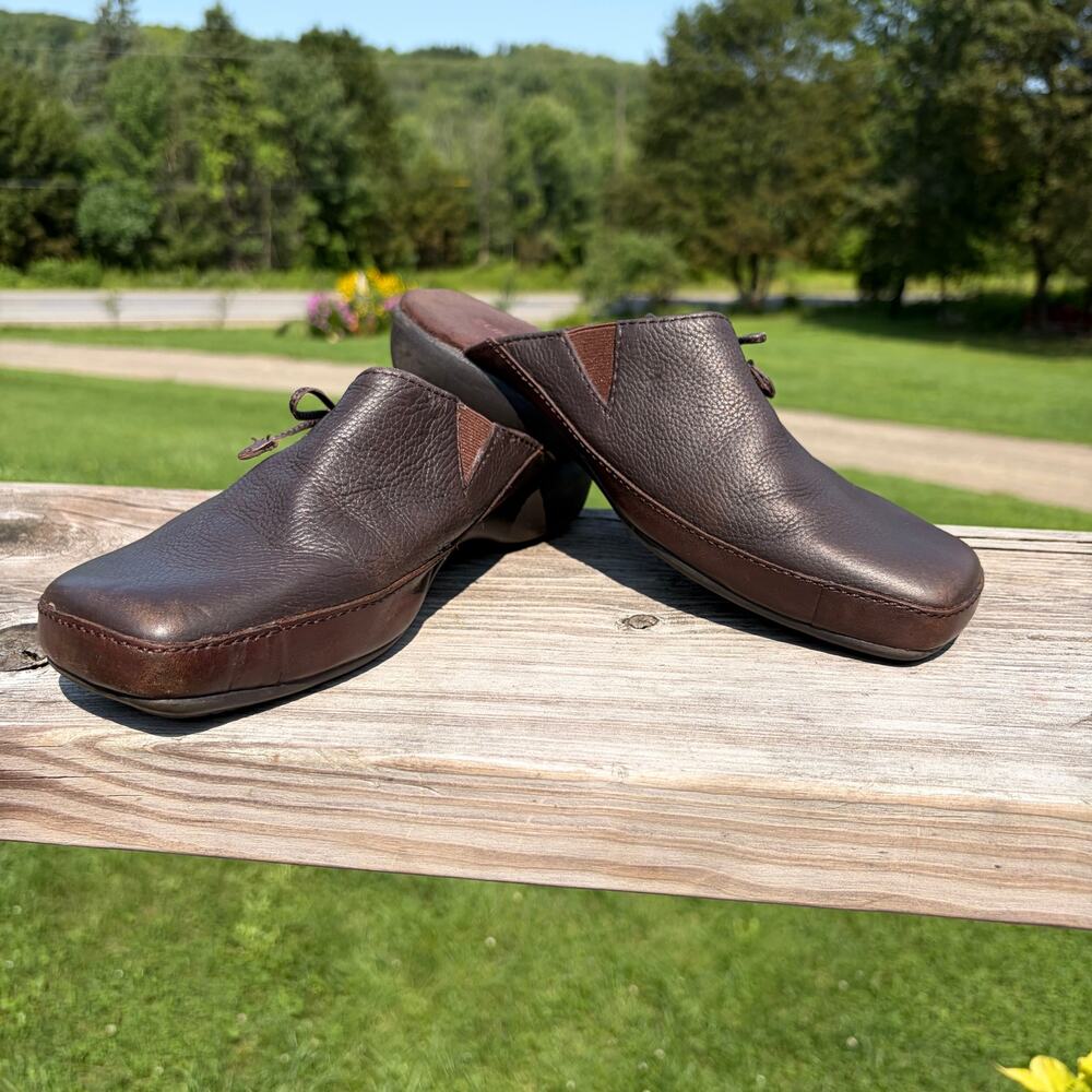EUROstep Demure Brown Leather Slip-On Comfort Clogs Lace Minimal Gorpcore Sz. 9
